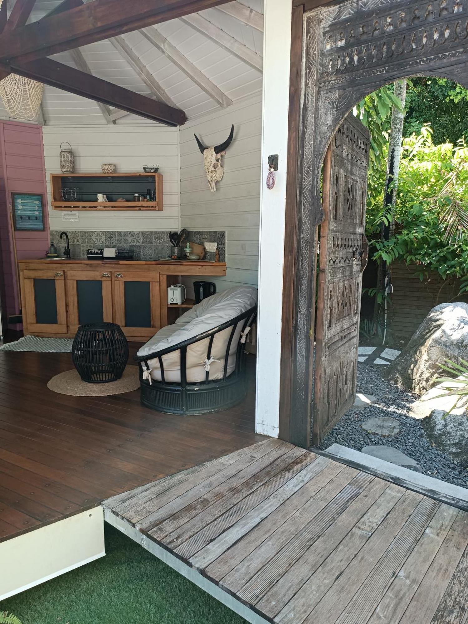 Tiki Paradise Lodge Fwi Sainte-Anne  Extérieur photo