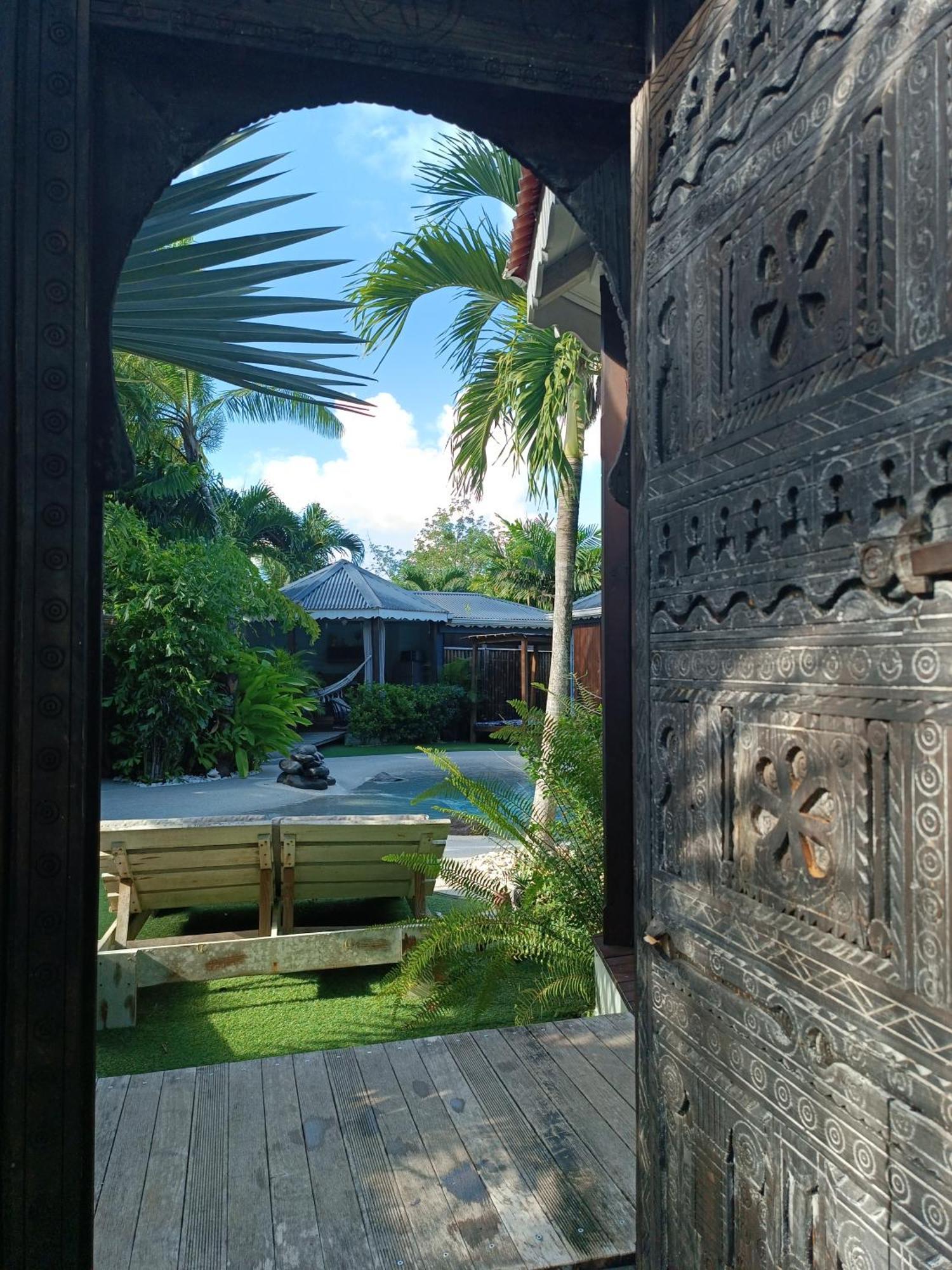 Tiki Paradise Lodge Fwi Sainte-Anne  Extérieur photo