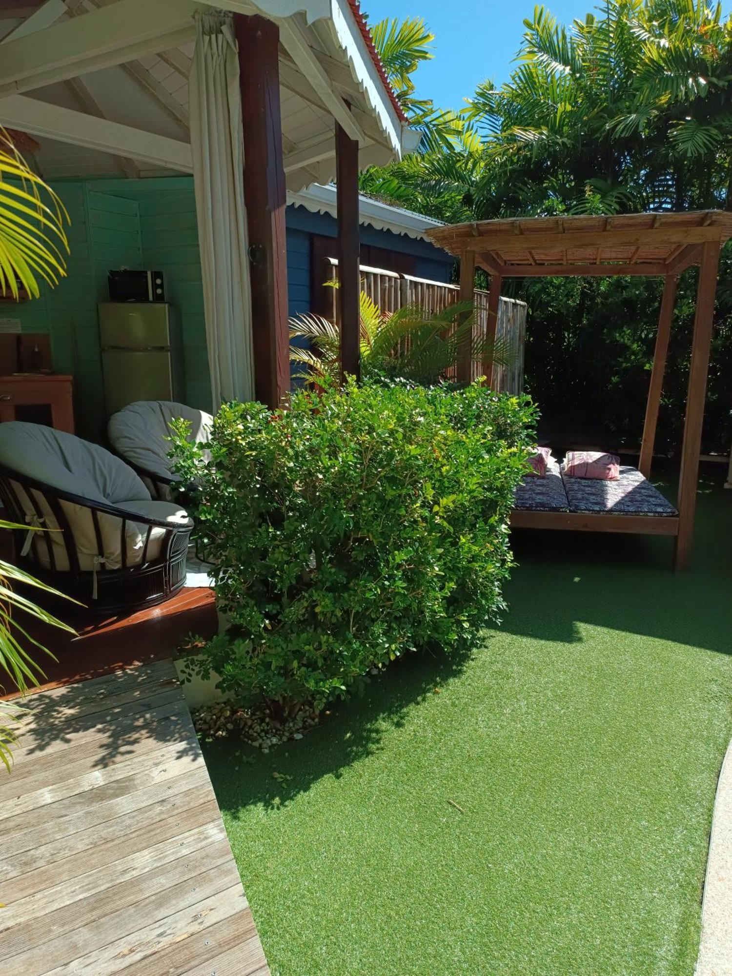 Tiki Paradise Lodge Fwi Sainte-Anne  Extérieur photo
